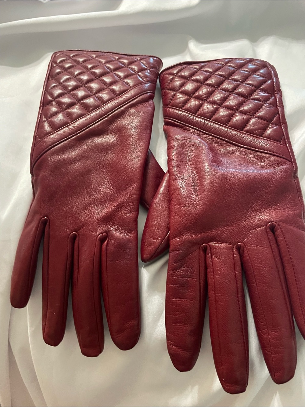 Brooks Brothers Quilted Leather Gloves - Burgundy